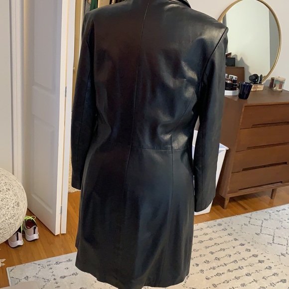 Coat - Picture 4 of 5